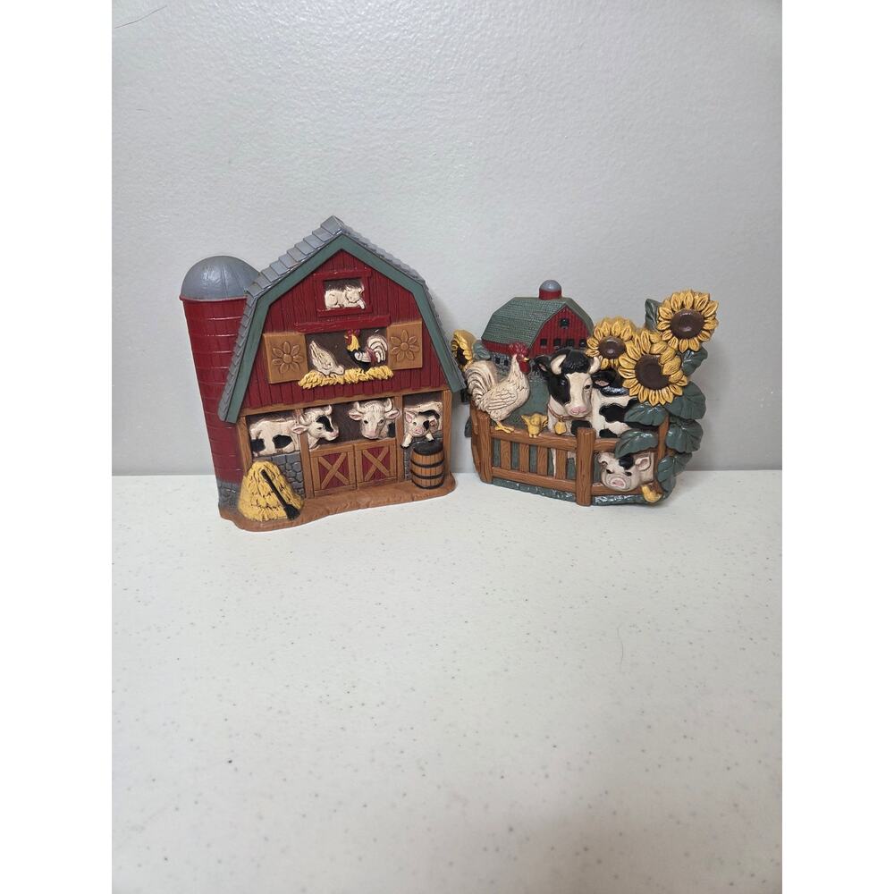 2 Vintage Home Interiors 3363-1 3363-2 Country Farm Barn Wall Hanging Plaques